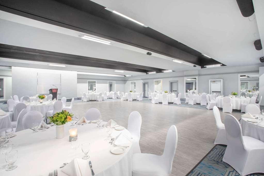 Quality Inn & Conference Centre Kingston Central Faciliteiten foto