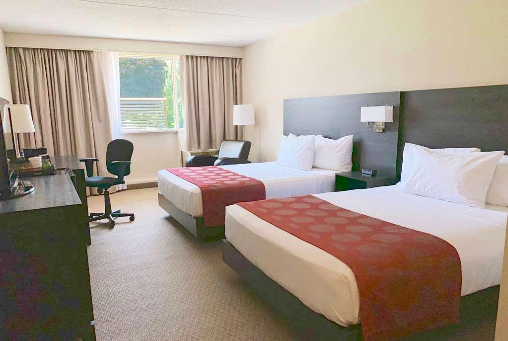 Quality Inn & Conference Centre Kingston Central Kamer foto